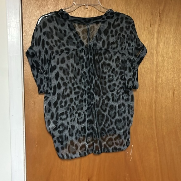 Buffalo David Bitton Animal Print Blouse - Picture 3 of 5